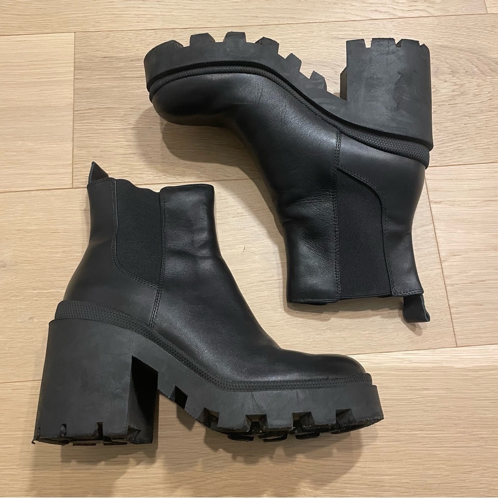 Steve Madden Roxie Booties